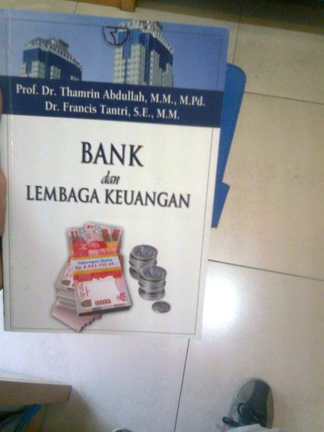 buku bank dan lembaga keuangan